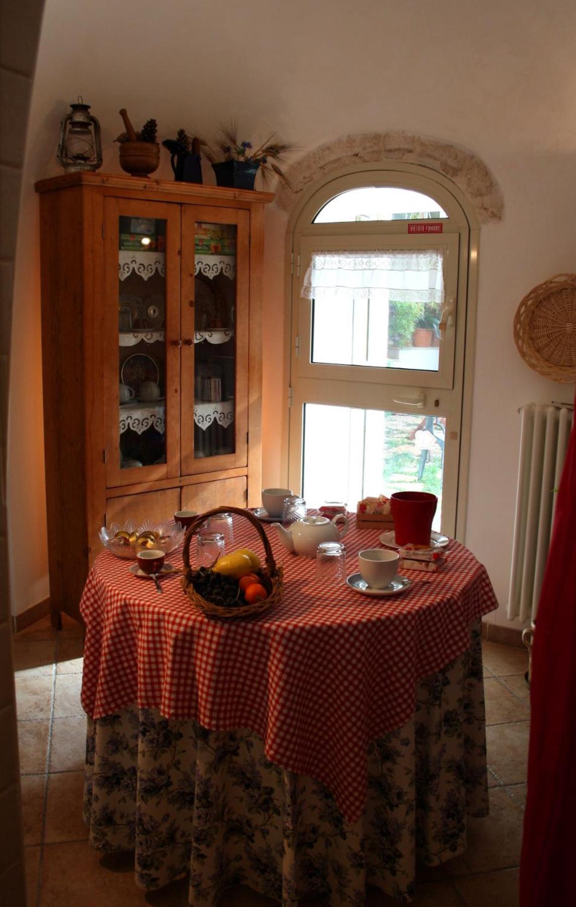 La Cascata Bed & Breakfast Noci Bagian luar foto